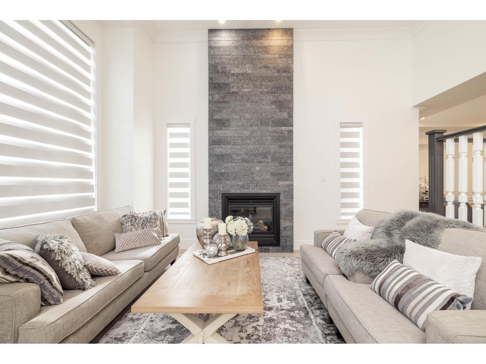 6477 189 Street, Surrey, British Columbia  V3S 8V4 - Photo 4 - R3113290