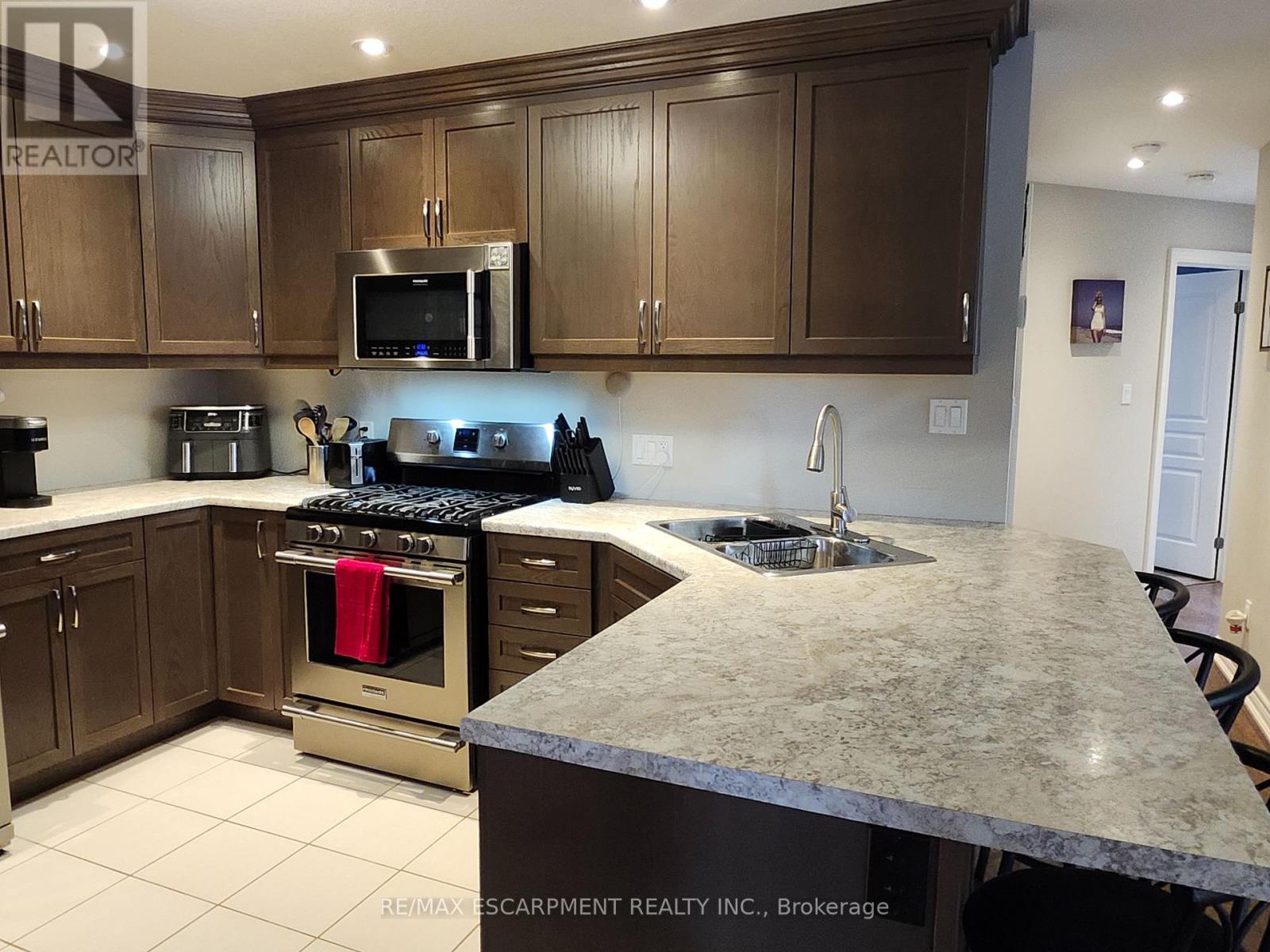 112 Anastasia Boulevard, West Lincoln, Ontario  L0R 2A0 - Photo 14 - X13019990