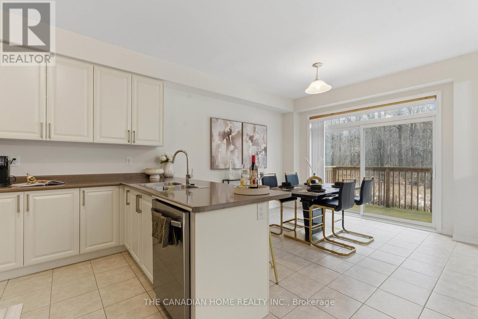 8707 Chickory Trail, Niagara Falls, Ontario  L2H 3S4 - Photo 10 - X13020082