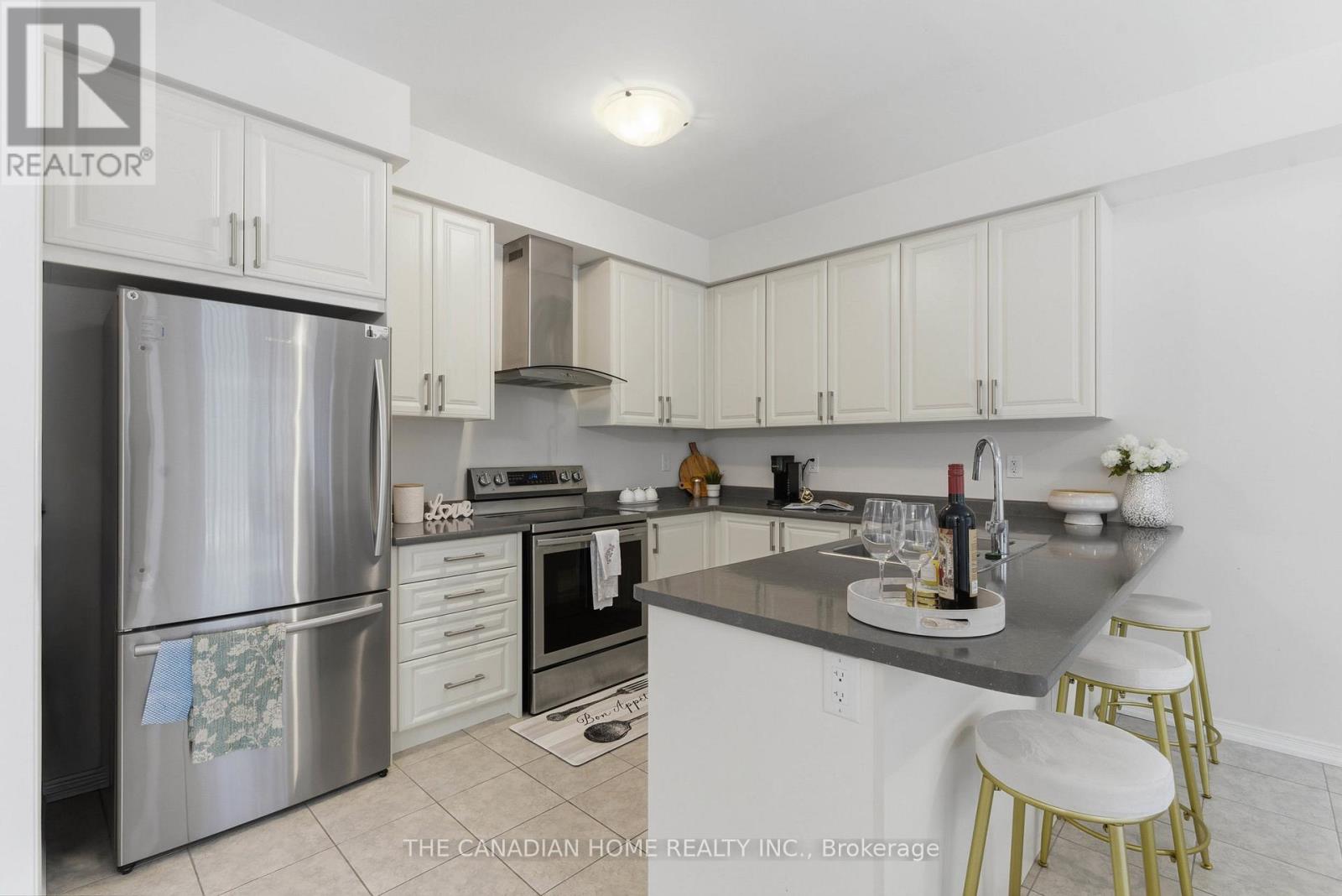 8707 Chickory Trail, Niagara Falls, Ontario  L2H 3S4 - Photo 12 - X13020082