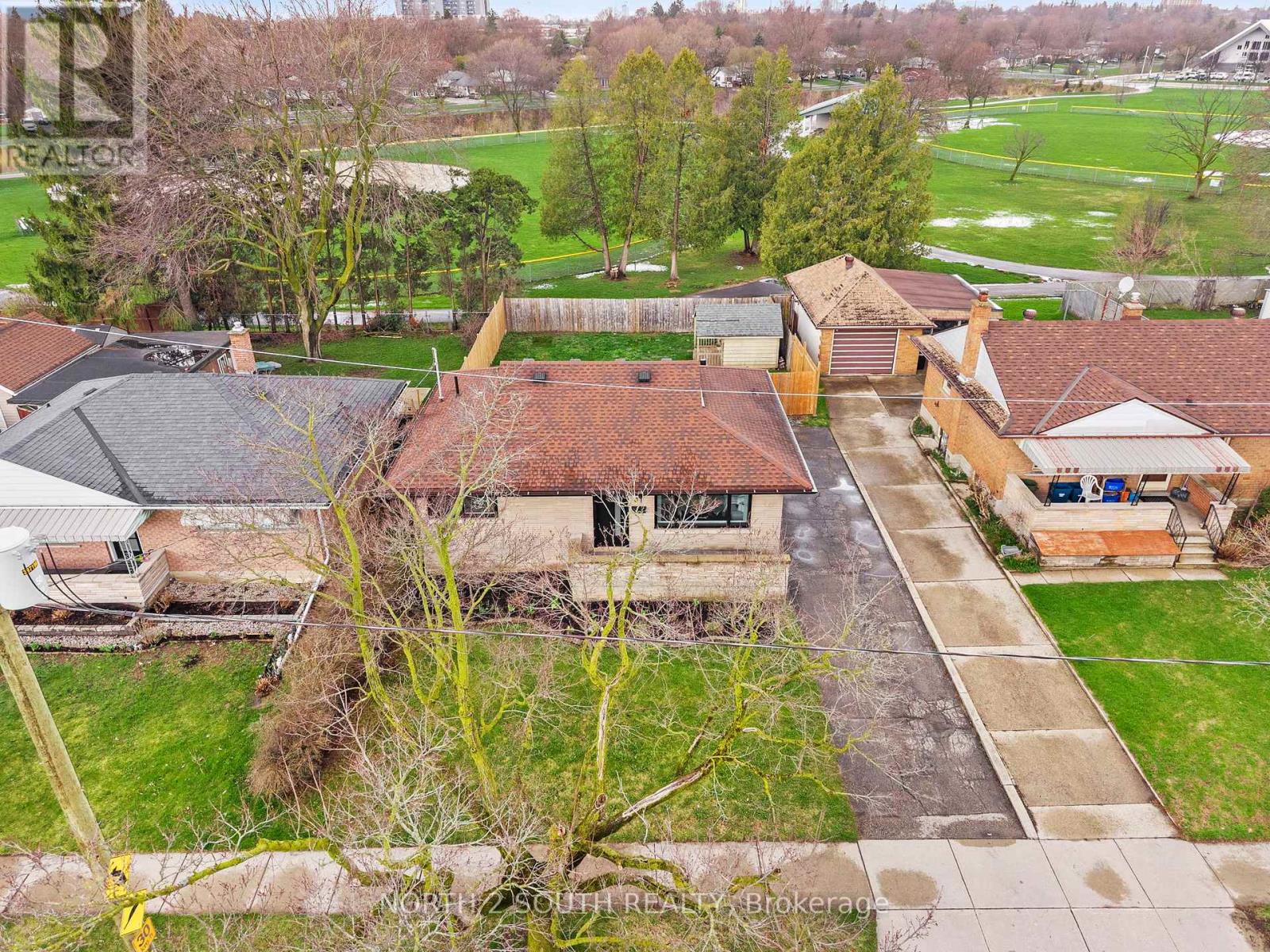 81 Clark Avenue, Kitchener, Ontario  N2C 1Y1 - Photo 46 - X13020174