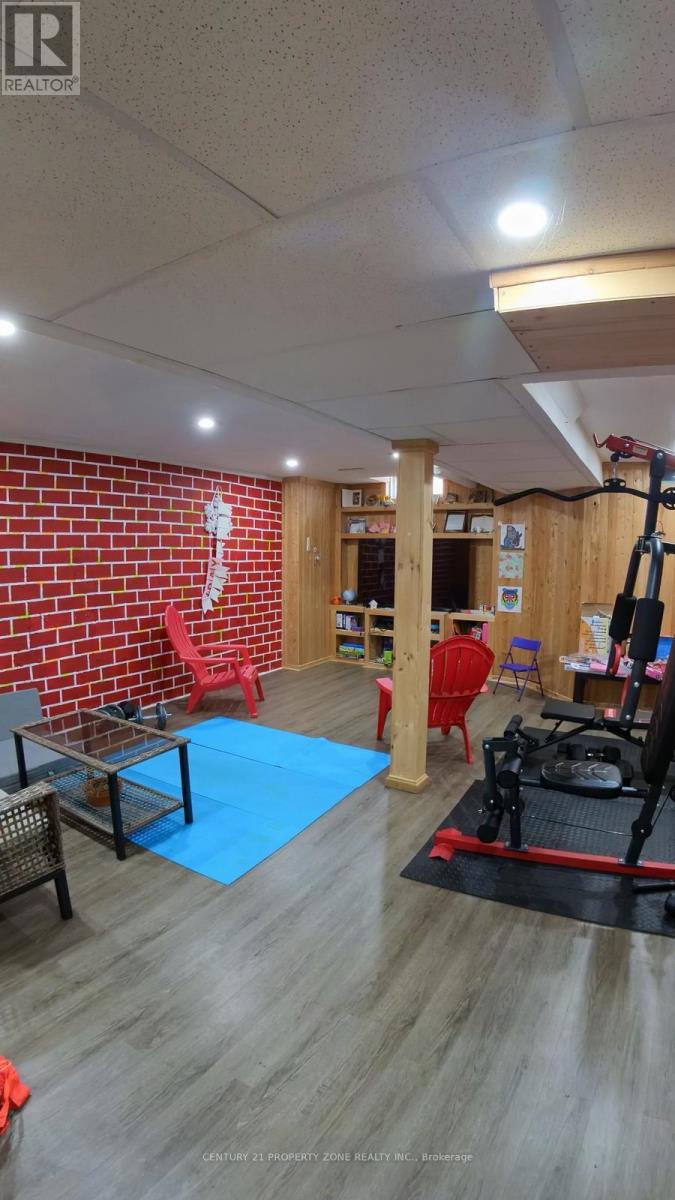 3822 Spicewood Way, Mississauga, Ontario  L5N 7W7 - Photo 32 - W12972466