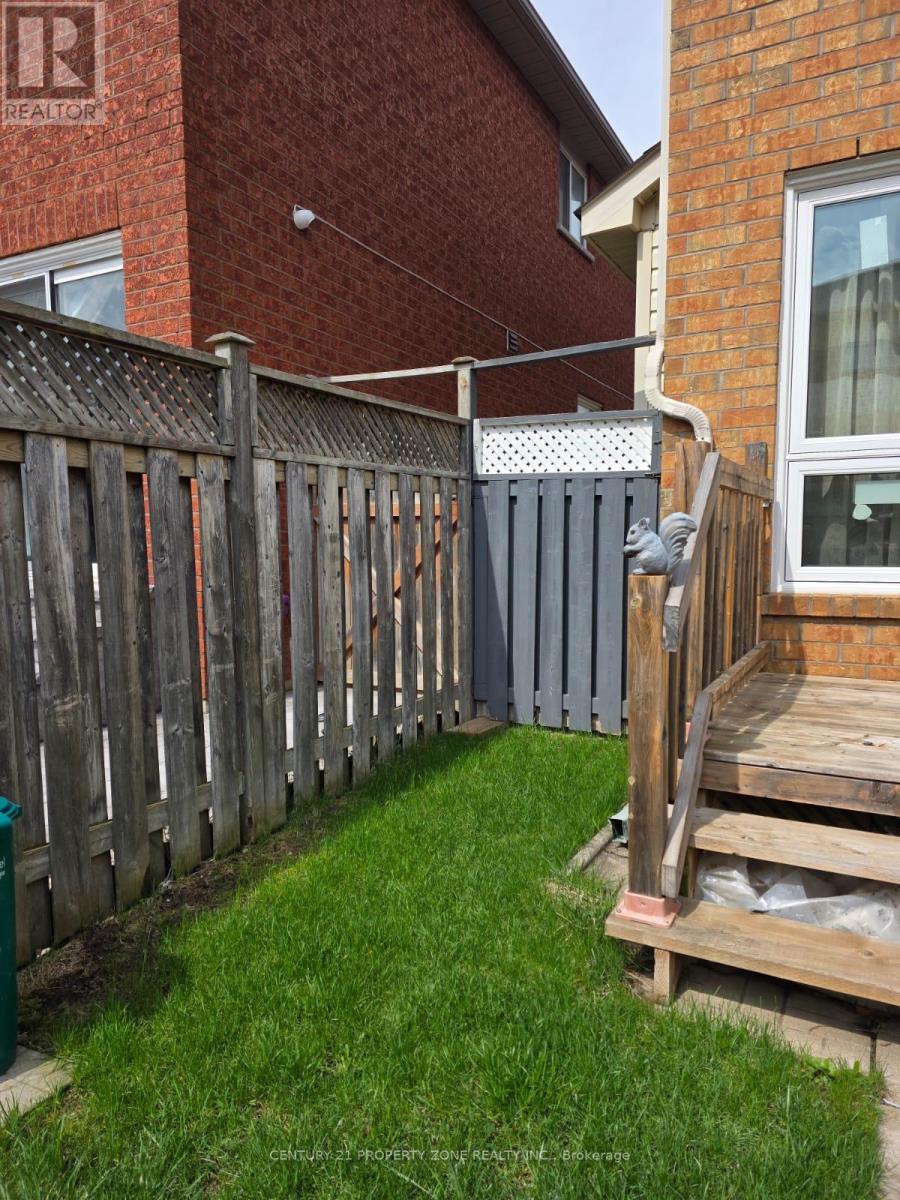 3822 Spicewood Way, Mississauga, Ontario  L5N 7W7 - Photo 39 - W12972466