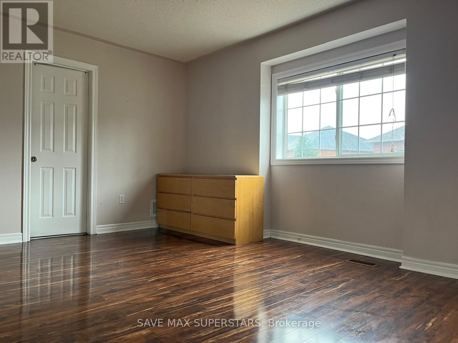 Upper - 12 Stable Gate, Brampton, Ontario  L7A 1V5 - Photo 25 - W12824312