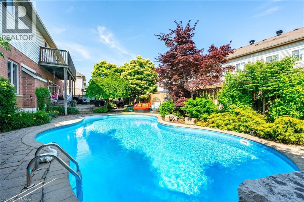 2338 NORLAND Drive, Burlington, Ontario