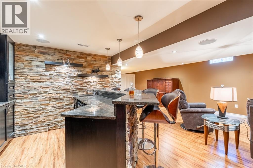 2338 Norland Drive, Burlington, Ontario  L7L 7E6 - Photo 35 - 40822423