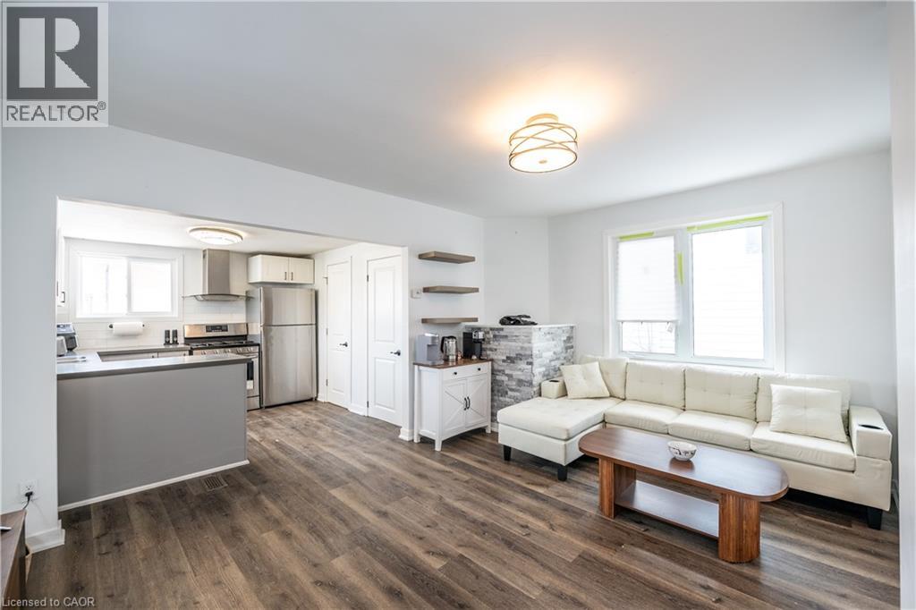 92 Frederick Avenue, Hamilton, Ontario  L8H 4K6 - Photo 6 - 40821914