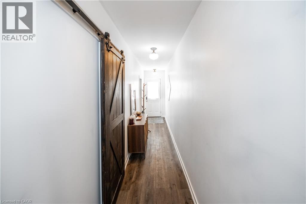 92 Frederick Avenue, Hamilton, Ontario  L8H 4K6 - Photo 10 - 40821903