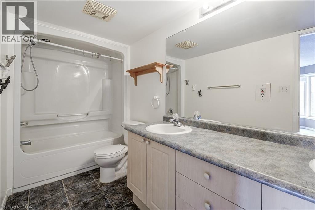 216 Plains Road W Unit# 306e, Burlington, Ontario  L7T 4K8 - Photo 34 - 40821770