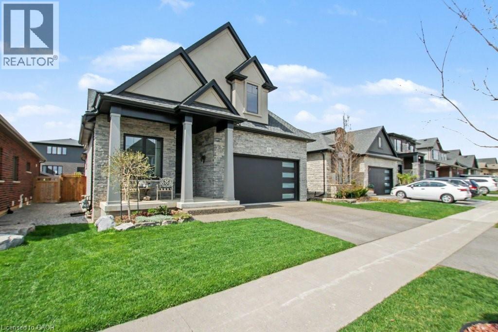 38 Swan Avenue, Fonthill, Ontario  L0S 1E6 - Photo 3 - 40821321