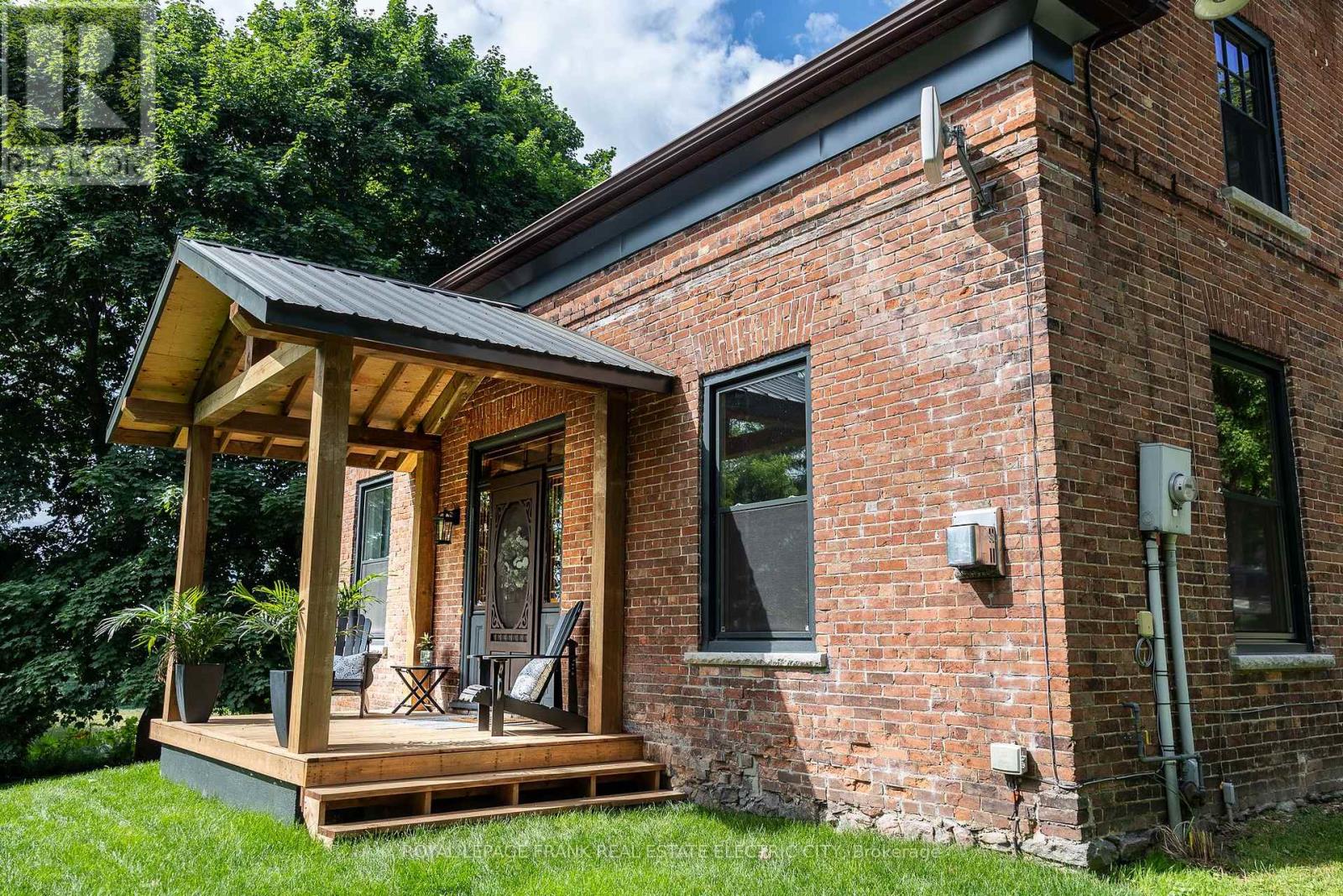 4242 Cedar Valley Road, Clarington, Ontario  L0B 1M0 - Photo 2 - E13020492