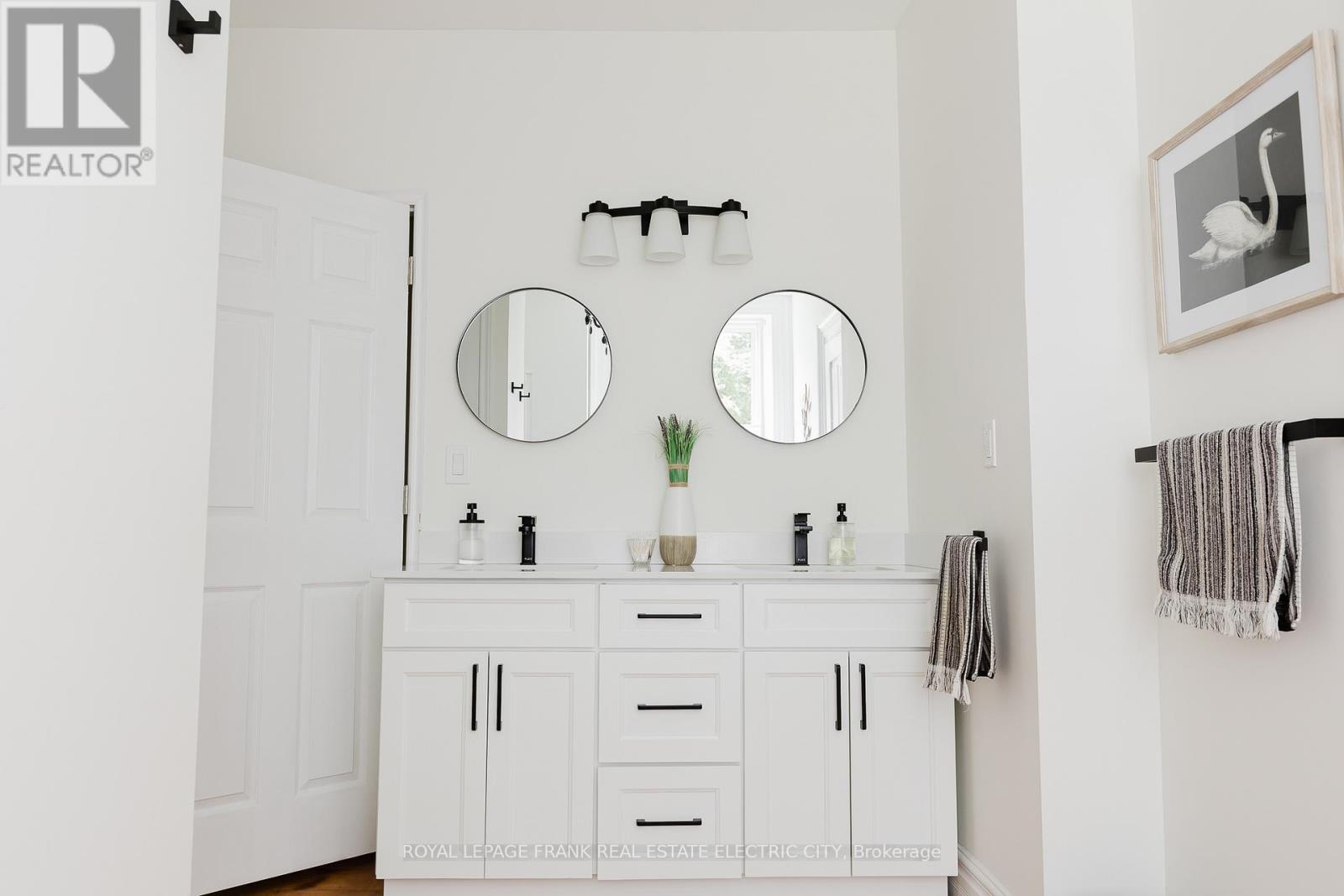 4242 Cedar Valley Road, Clarington, Ontario  L0B 1M0 - Photo 9 - E13020492