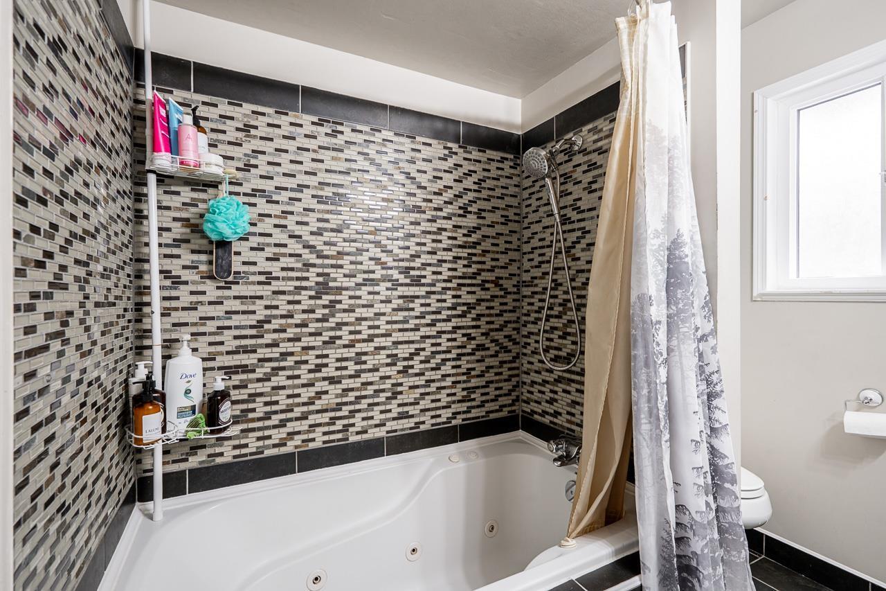 15084 Raven Place, Surrey, British Columbia  V3R 4T2 - Photo 21 - R3108831