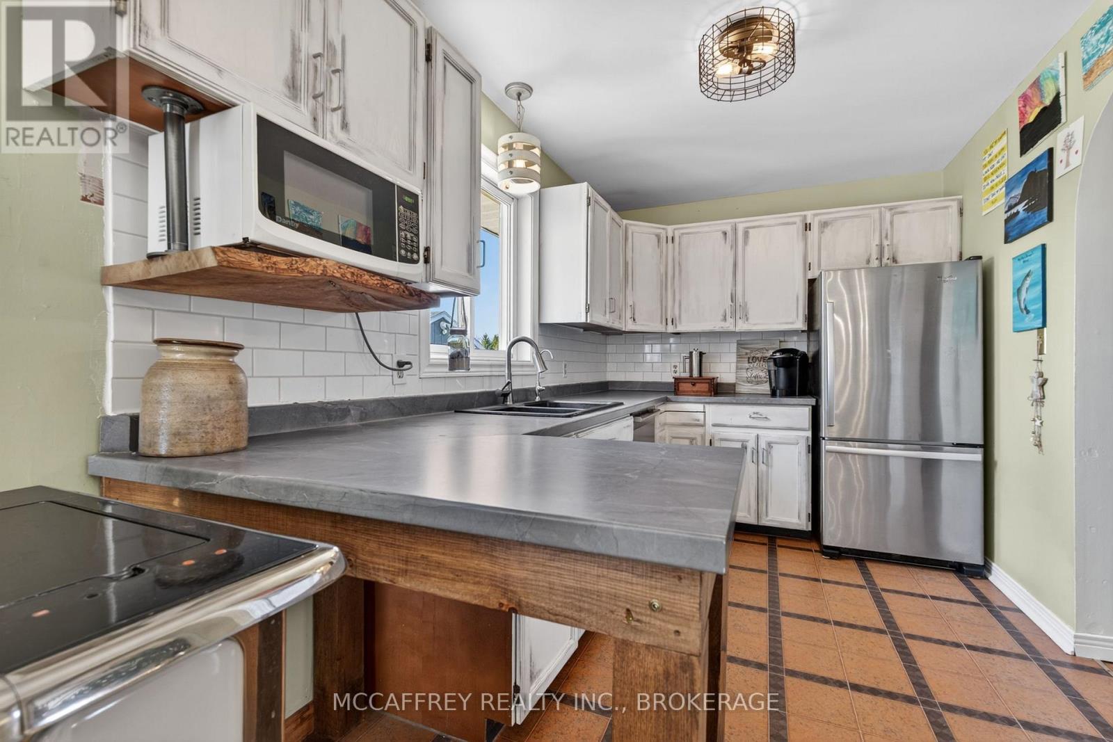 26 Dollar Crescent, Greater Napanee, Ontario  K7R 3K7 - Photo 12 - X13020416