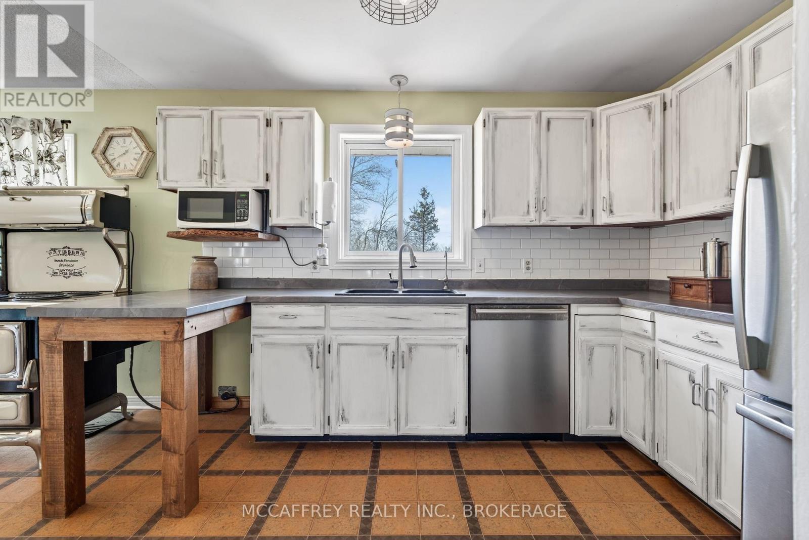 26 Dollar Crescent, Greater Napanee, Ontario  K7R 3K7 - Photo 13 - X13020416