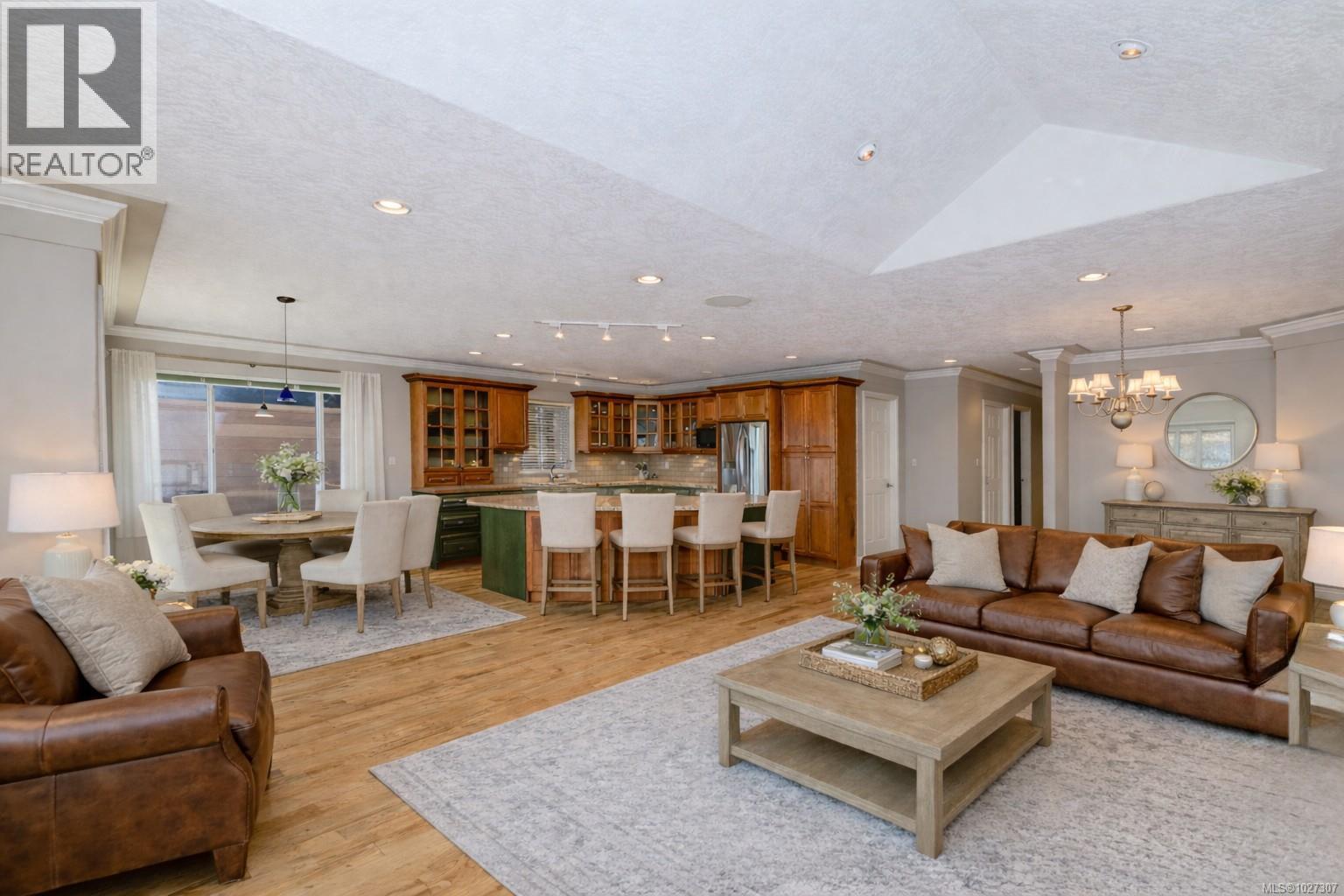 6 Werra Landing, View Royal, British Columbia  V9B 6L1 - Photo 4 - 1027307