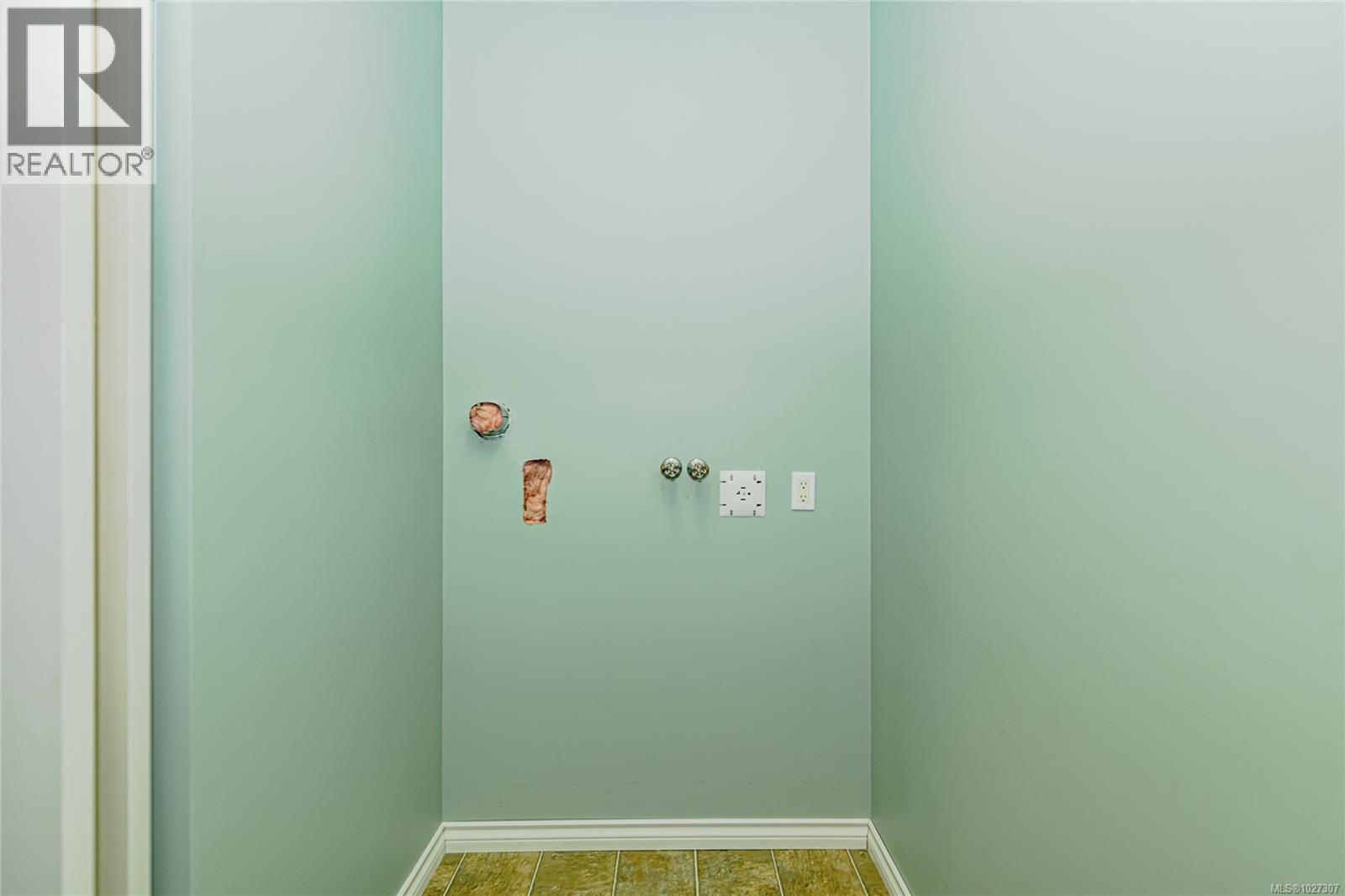 6 Werra Landing, View Royal, British Columbia  V9B 6L1 - Photo 39 - 1027307