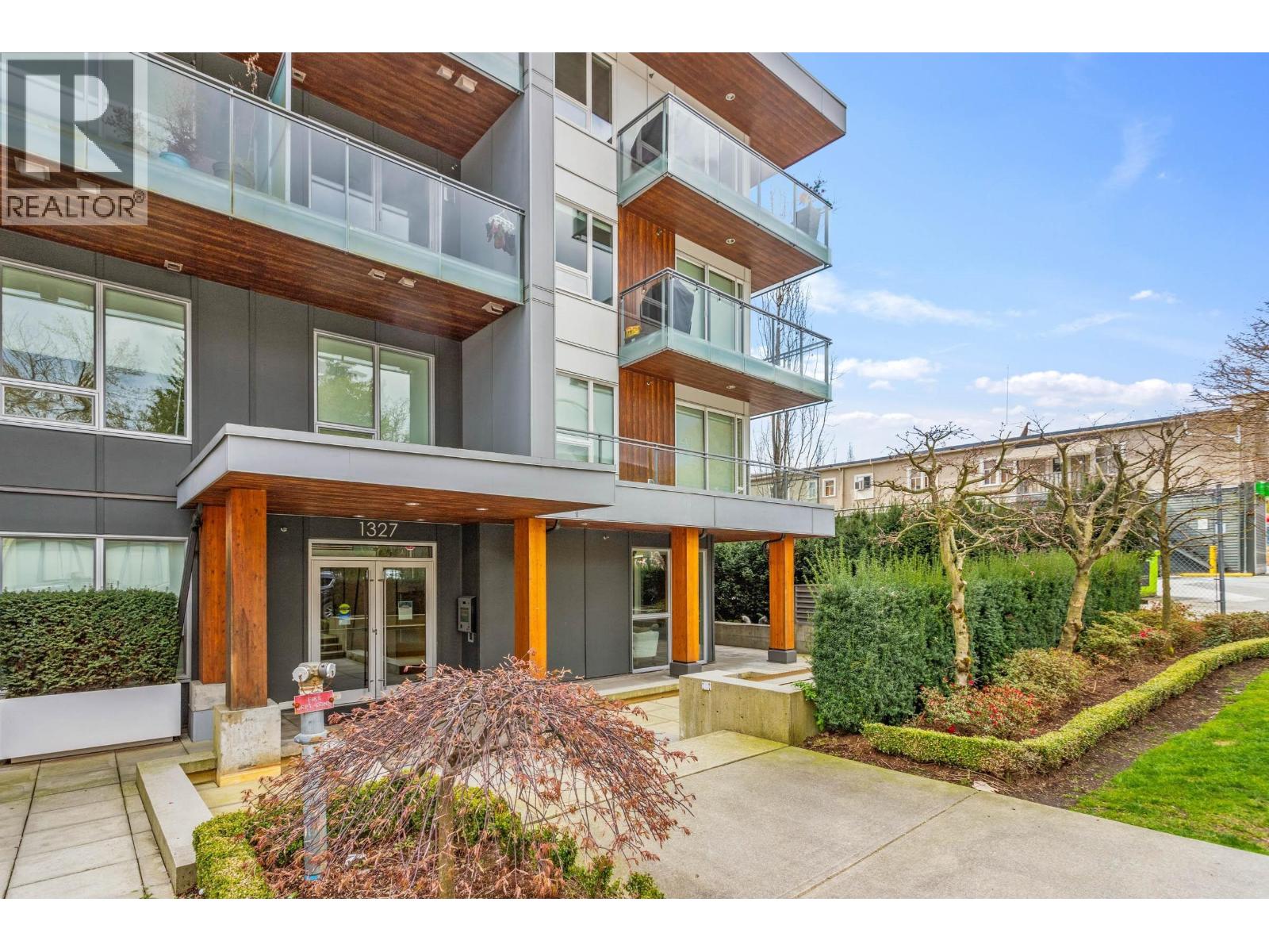 407 1327 Draycott Road, North Vancouver, British Columbia  V7J 1W1 - Photo 29 - R3113227