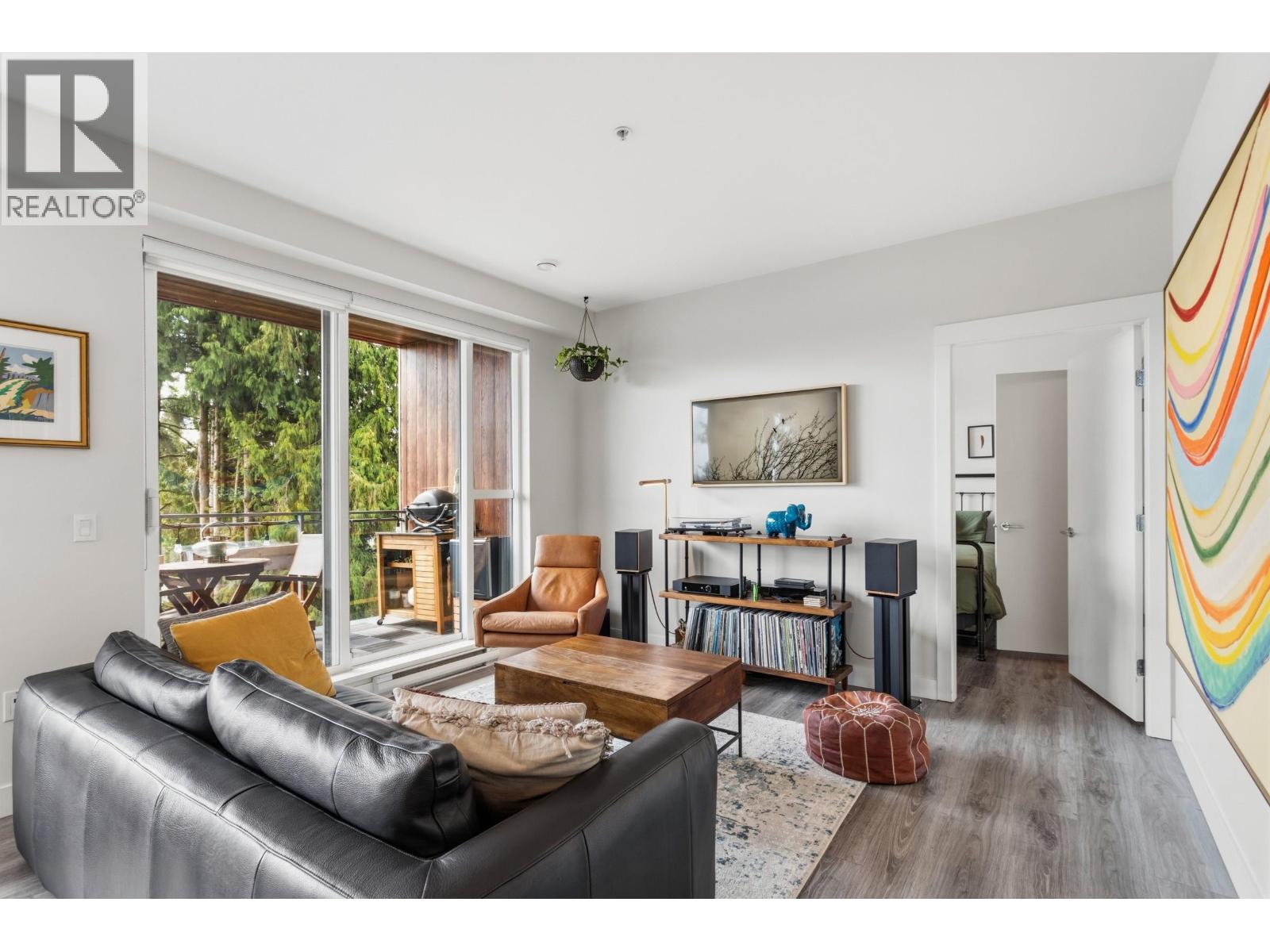 407 1327 Draycott Road, North Vancouver, British Columbia  V7J 1W1 - Photo 4 - R3113227