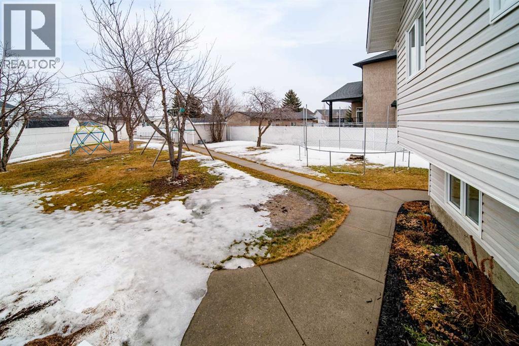 1021 20 Streetcrescent, Wainwright, Alberta  T9W 1N5 - Photo 28 - A2295732