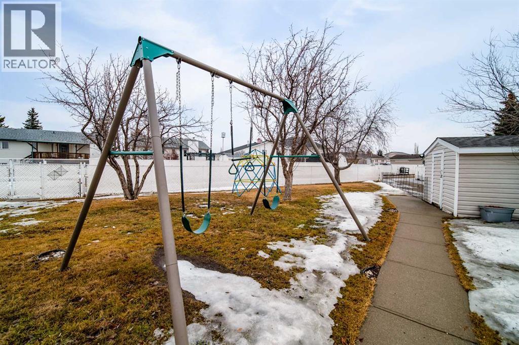 1021 20 Streetcrescent, Wainwright, Alberta  T9W 1N5 - Photo 30 - A2295732