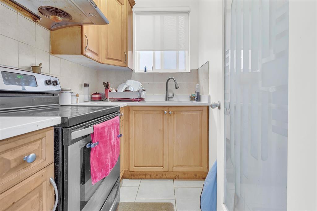 6758 148th Street, Surrey, British Columbia  V3S 3C7 - Photo 6 - R3113169