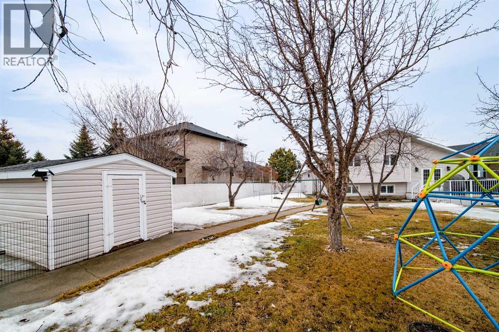 1021 20 Streetcrescent, Wainwright, Alberta  T9W 1N5 - Photo 32 - A2295732