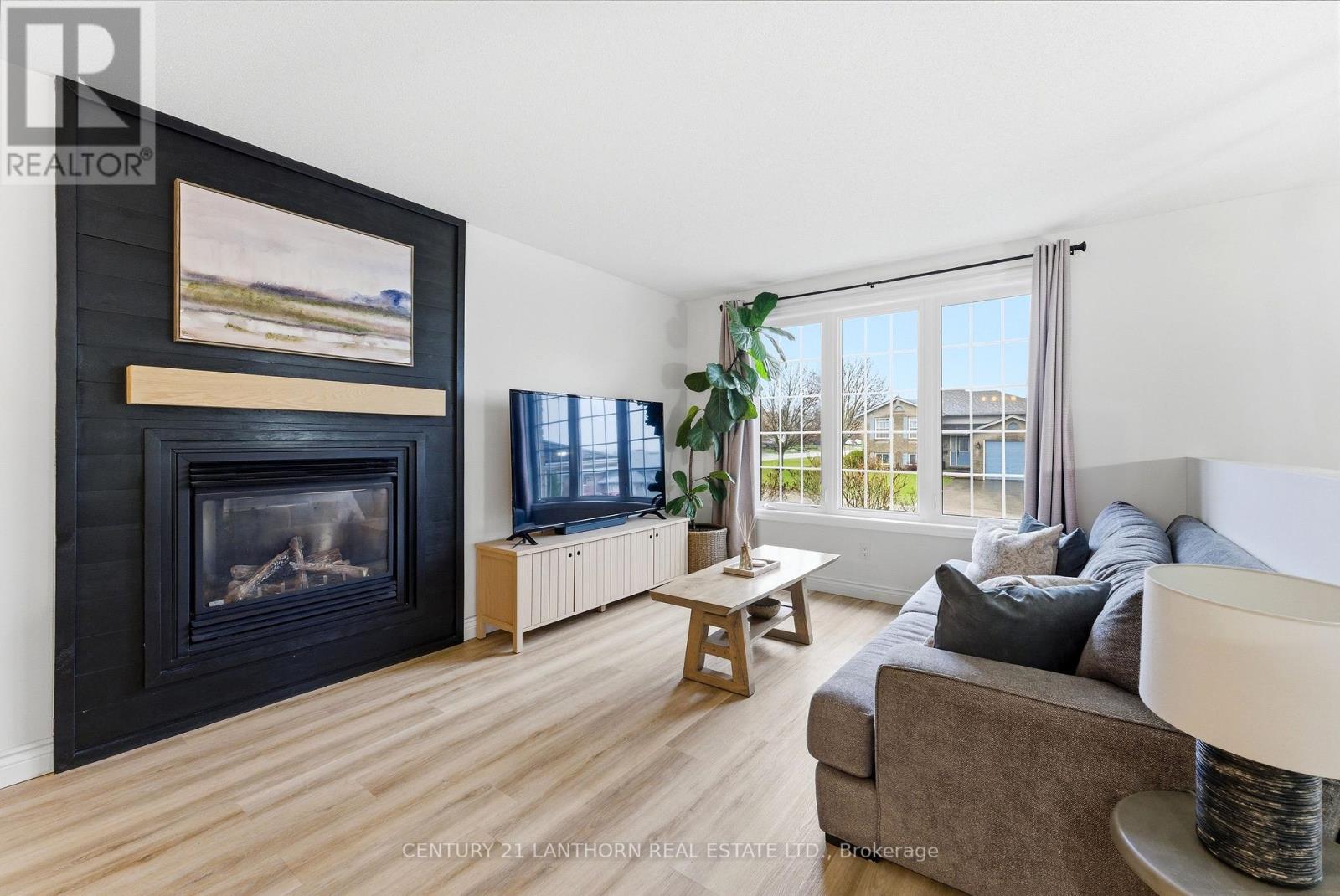 75 Gearin Street, Quinte West, Ontario  K8V 6W1 - Photo 7 - X13020276