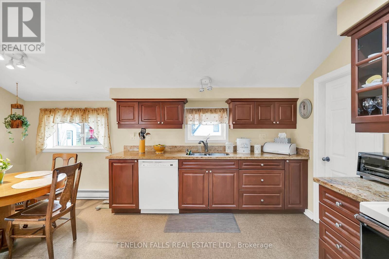 12 North Street, Kawartha Lakes, Ontario  K0M 1N0 - Photo 18 - X13020354