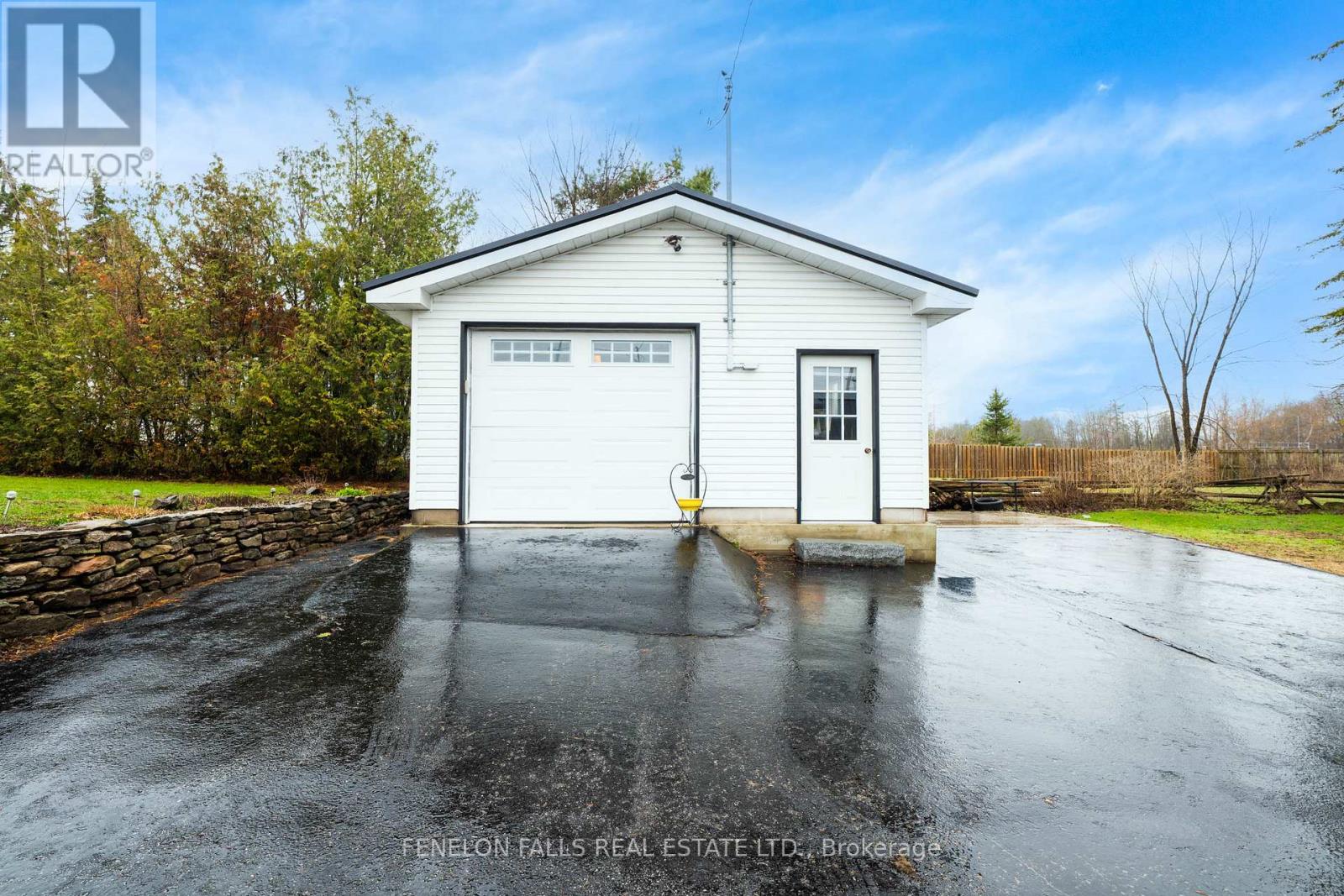 12 North Street, Kawartha Lakes, Ontario  K0M 1N0 - Photo 7 - X13020354