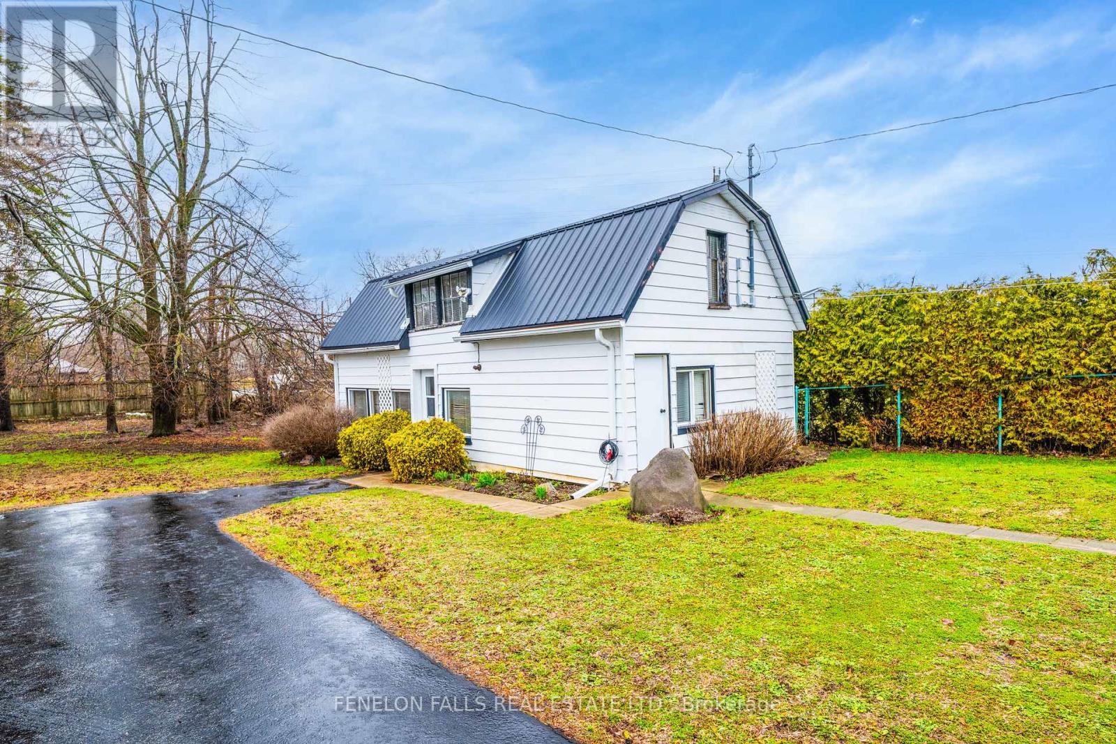 12 North Street, Kawartha Lakes, Ontario  K0M 1N0 - Photo 9 - X13020354