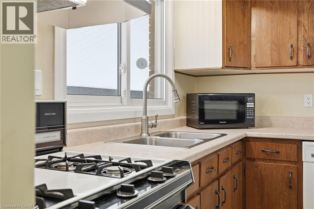 54 Nelson Street, Waterdown, Ontario  L0R 2H0 - Photo 19 - 40816153