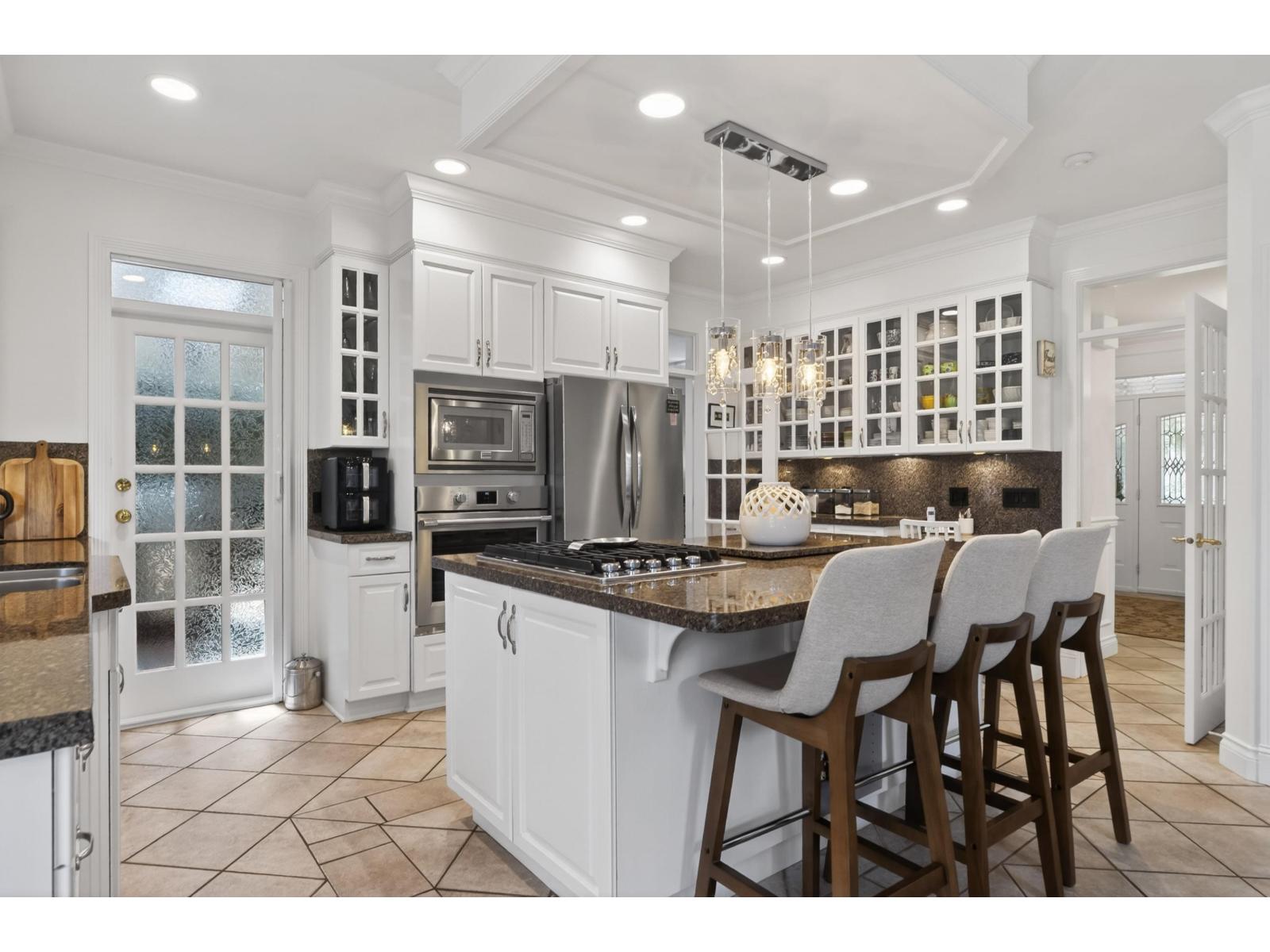 2932 139 Street, Surrey, British Columbia  V4P 2N2 - Photo 8 - R3113092