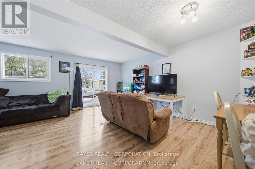 141 Simcoe Street, South Huron, Ontario  N0M 1S1 - Photo 13 - X13020286