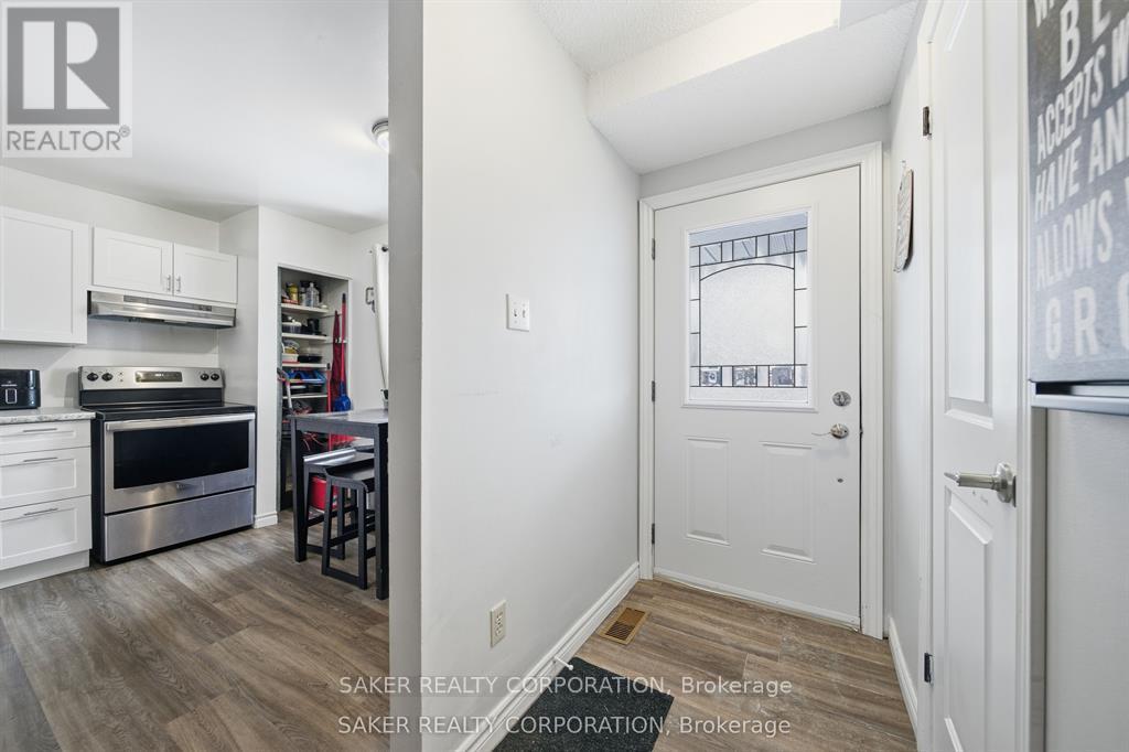 141 Simcoe Street, South Huron, Ontario  N0M 1S1 - Photo 8 - X13020286