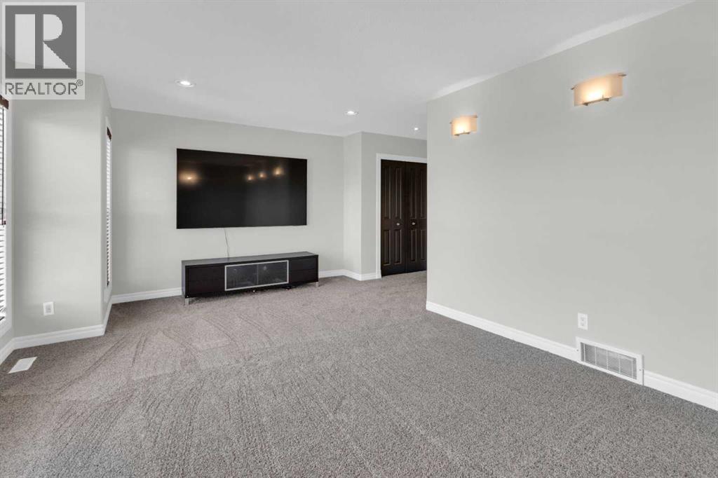 180 Kincora Drive Nw, Calgary, Alberta  T3R 1L5 - Photo 16 - A2298046