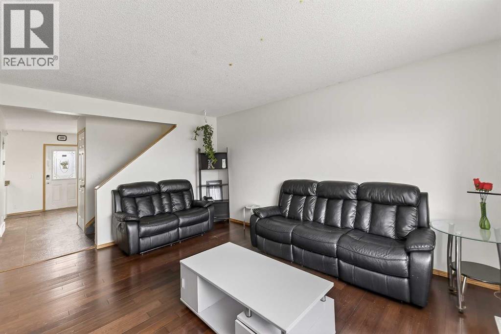 533 Summerwood Place SE, Airdrie, Alberta  T4B 1W9 - Photo 6 - A2301866