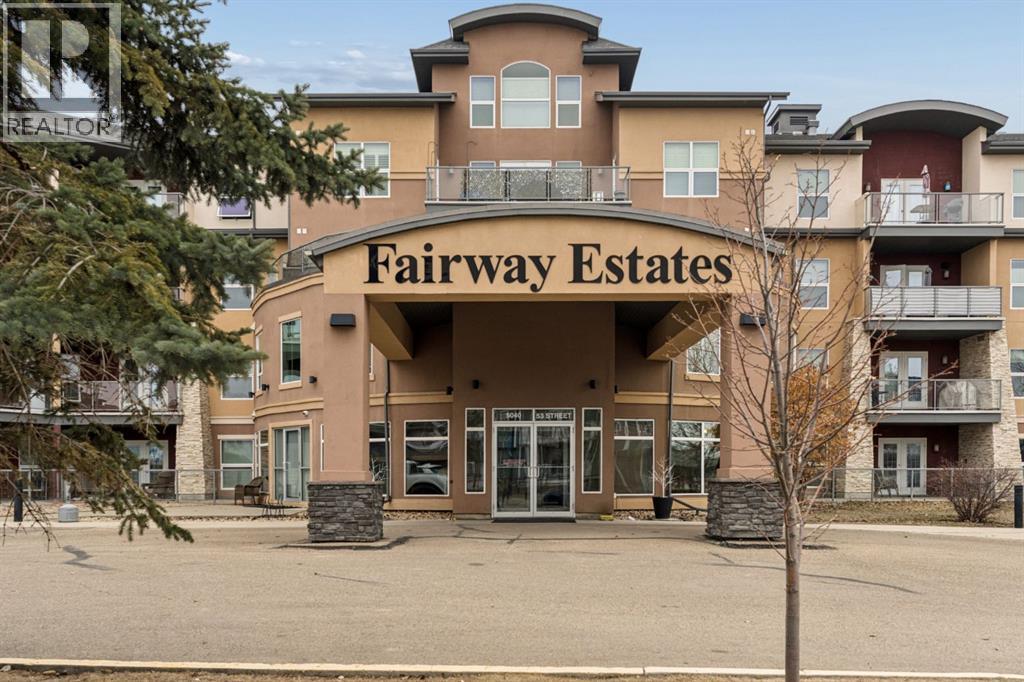 113, 5040 53 Street, sylvan lake, Alberta