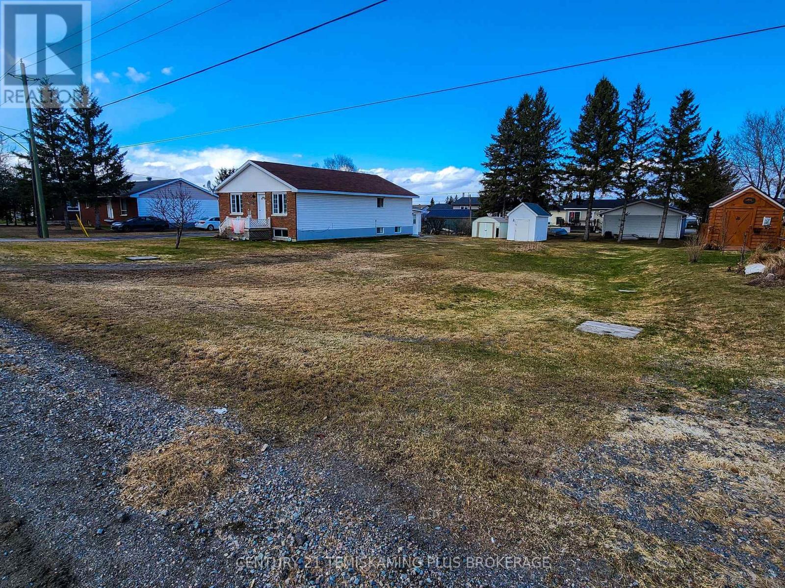 123 Fourth Avenue, Englehart, Ontario  P0J 1H0 - Photo 3 - T13020516