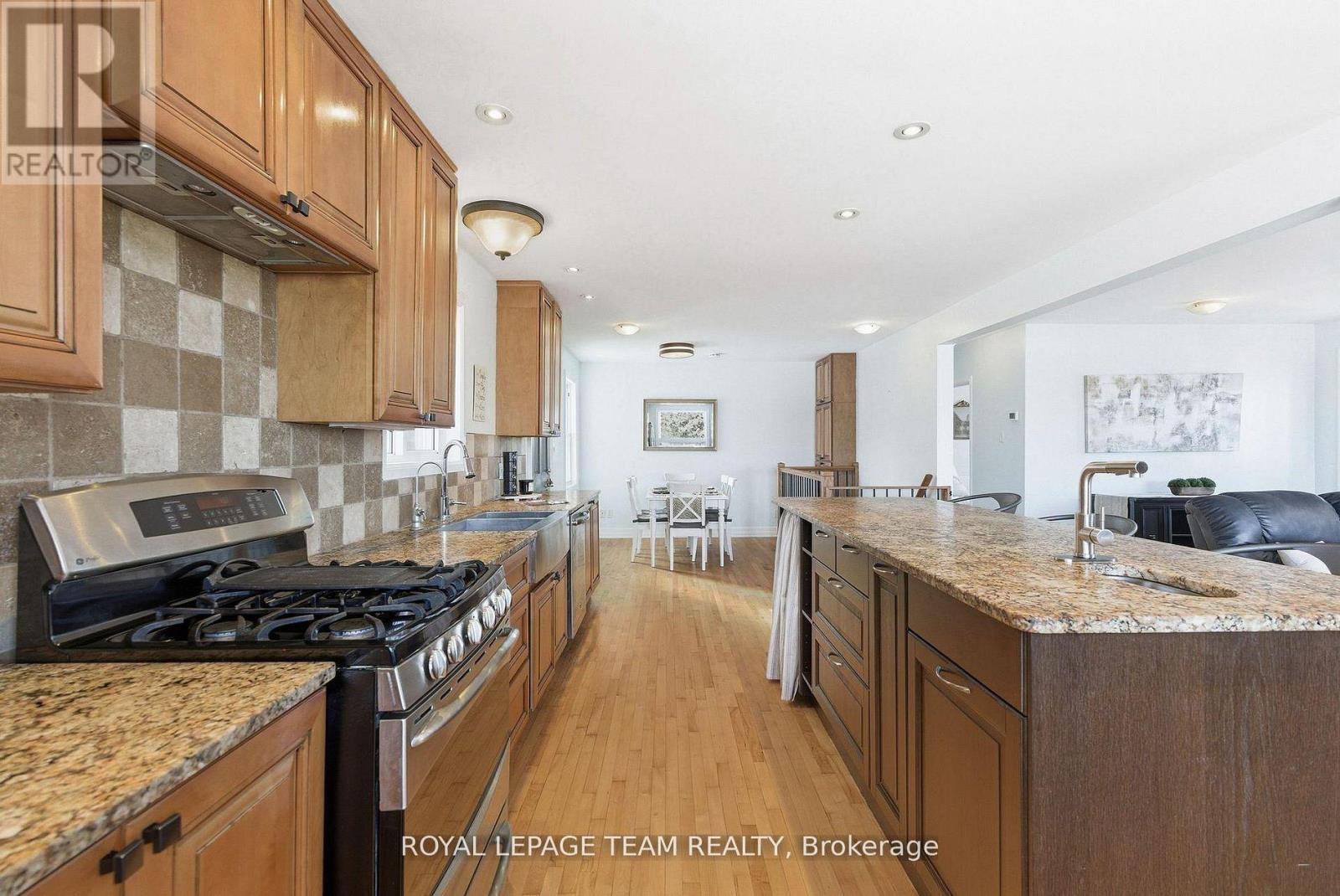 3246 Elizabeth Street, Ottawa, Ontario  K0A 2W0 - Photo 11 - X13020220