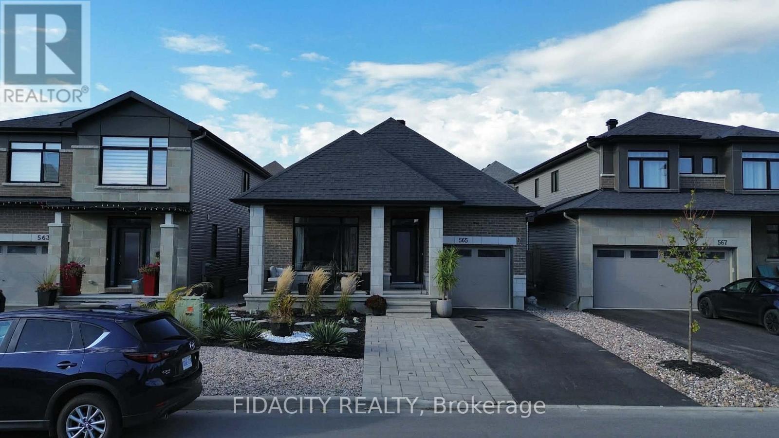 565 Bobolink Ridge, Ottawa, Ontario  K2S 2P4 - Photo 30 - X13020348