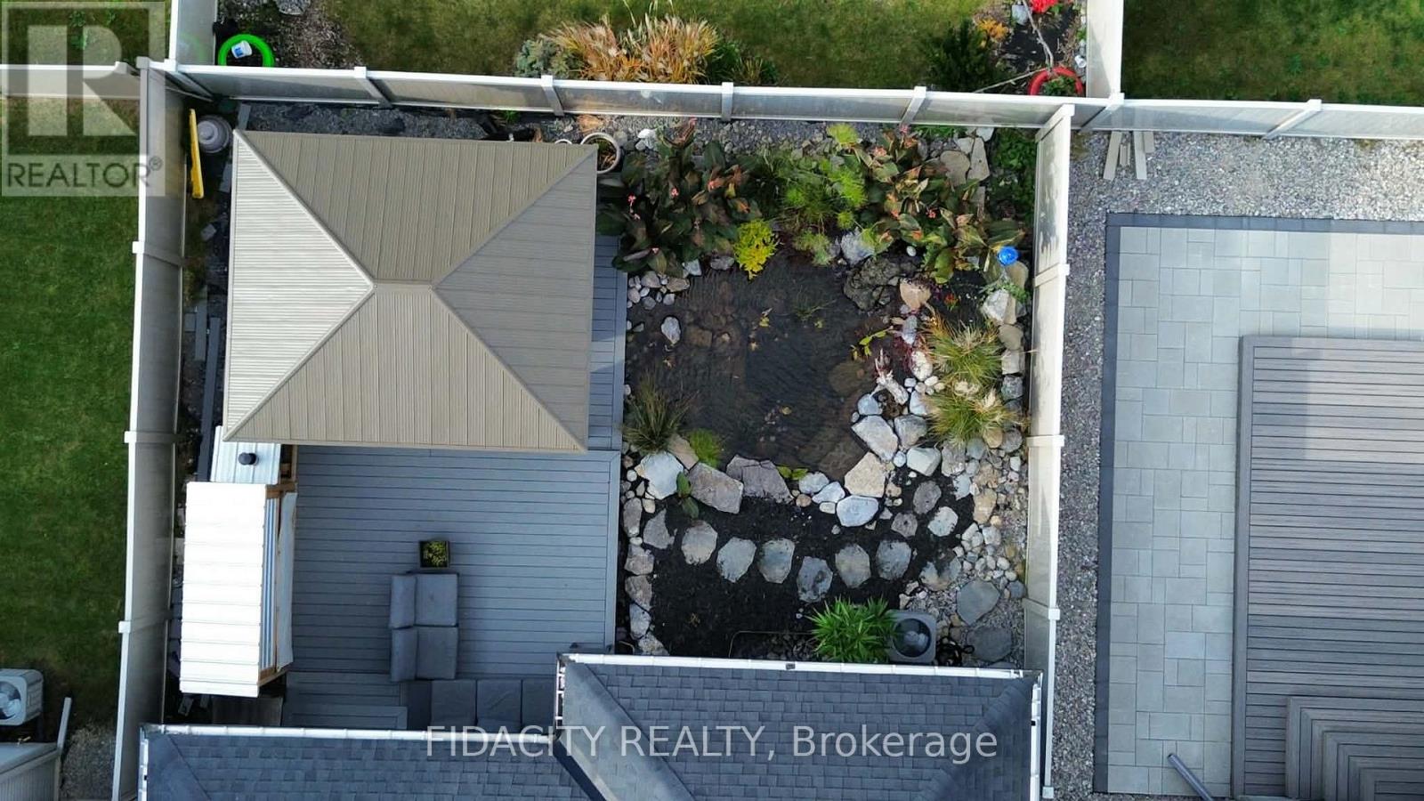 565 Bobolink Ridge, Ottawa, Ontario  K2S 2P4 - Photo 33 - X13020348