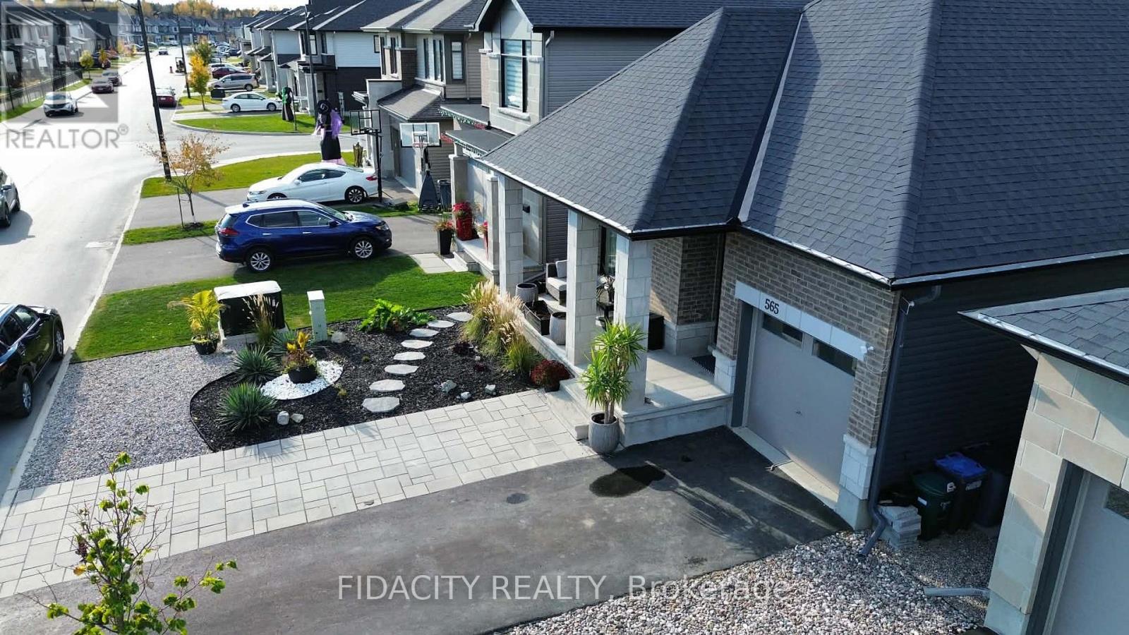 565 Bobolink Ridge, Ottawa, Ontario  K2S 2P4 - Photo 34 - X13020348