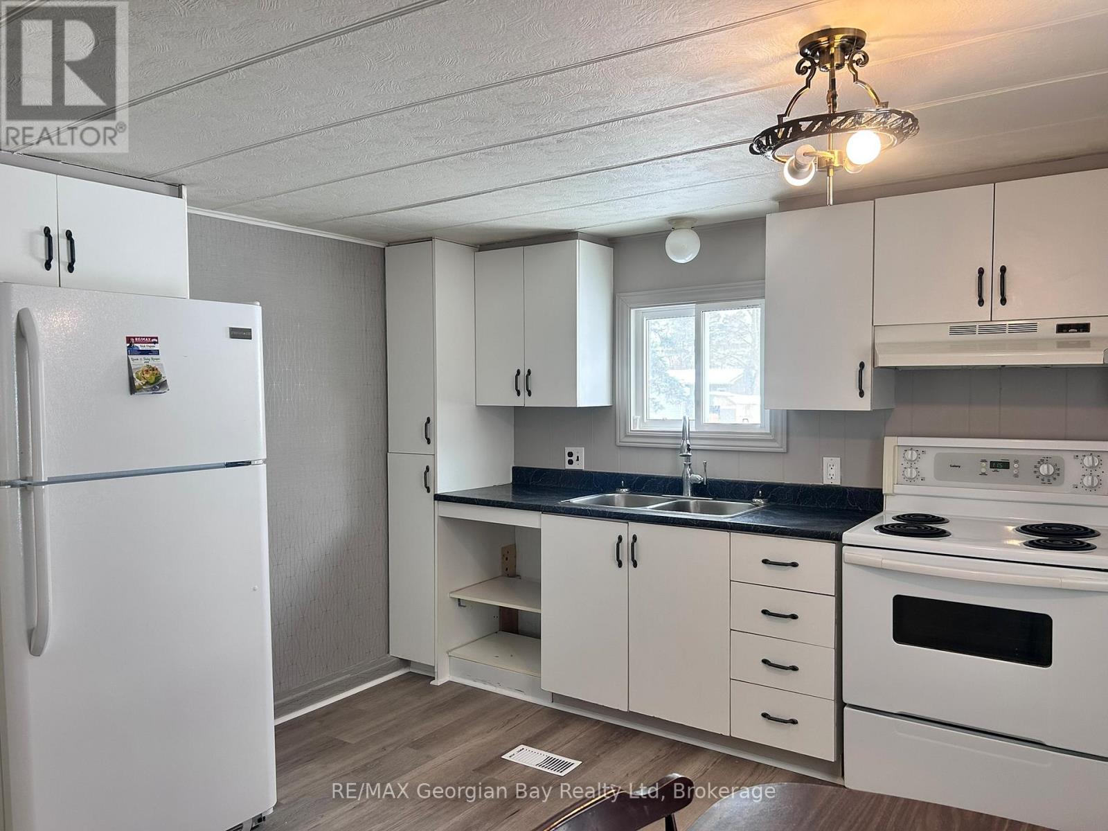 3 Northland Road, Midland, Ontario  L4R 0B9 - Photo 7 - S12839994