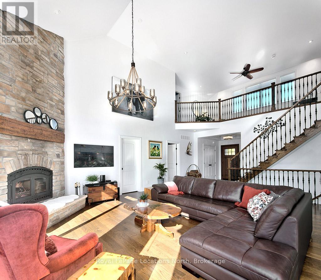 138 Rankin's Crescent, Blue Mountains, Ontario  N0H 2P0 - Photo 6 - X12931744