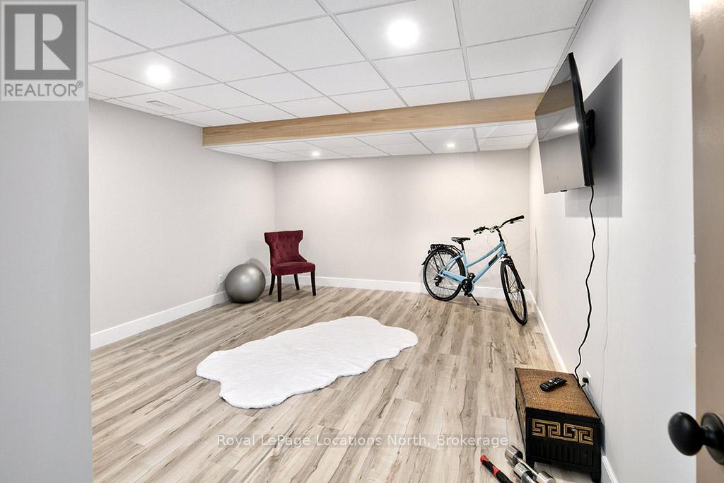 138 Rankin's Crescent, Blue Mountains, Ontario  N0H 2P0 - Photo 28 - X12931744