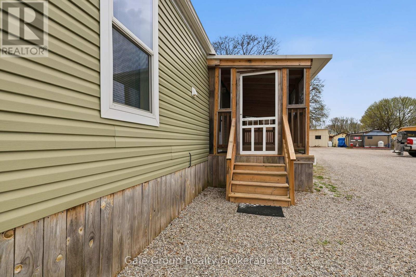 Unit 202 - 99 Fourth Concession Road, Brant, Ontario  N0E 1A0 - Photo 5 - X13020310