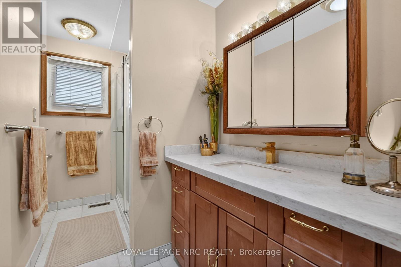 7438 Petrullo Court, Niagara Falls, Ontario  L2H 2K4 - Photo 27 - X13020370