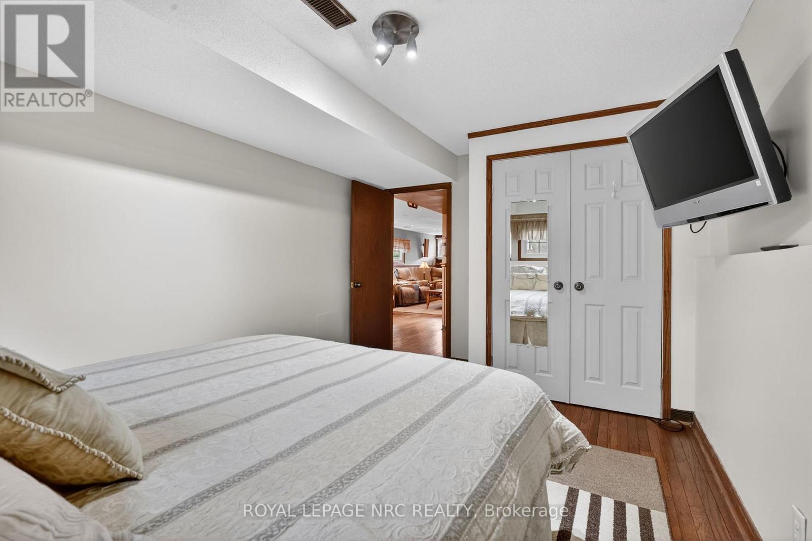 7438 Petrullo Court, Niagara Falls, Ontario  L2H 2K4 - Photo 35 - X13020370