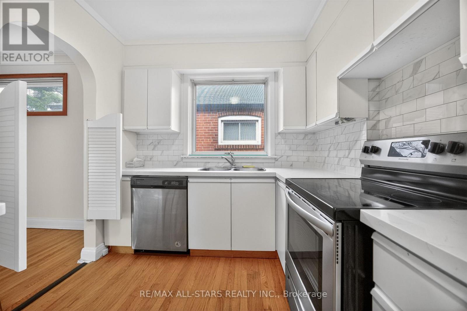 62 Larwood Boulevard, Toronto, Ontario  M1M 2M5 - Photo 11 - E13019308